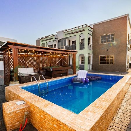 Cloud9 Luxury Apartments Accra Esterno foto