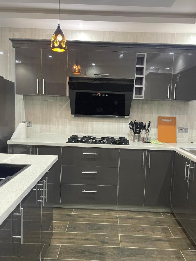 Cloud9 Luxury Apartments Accra Esterno foto
