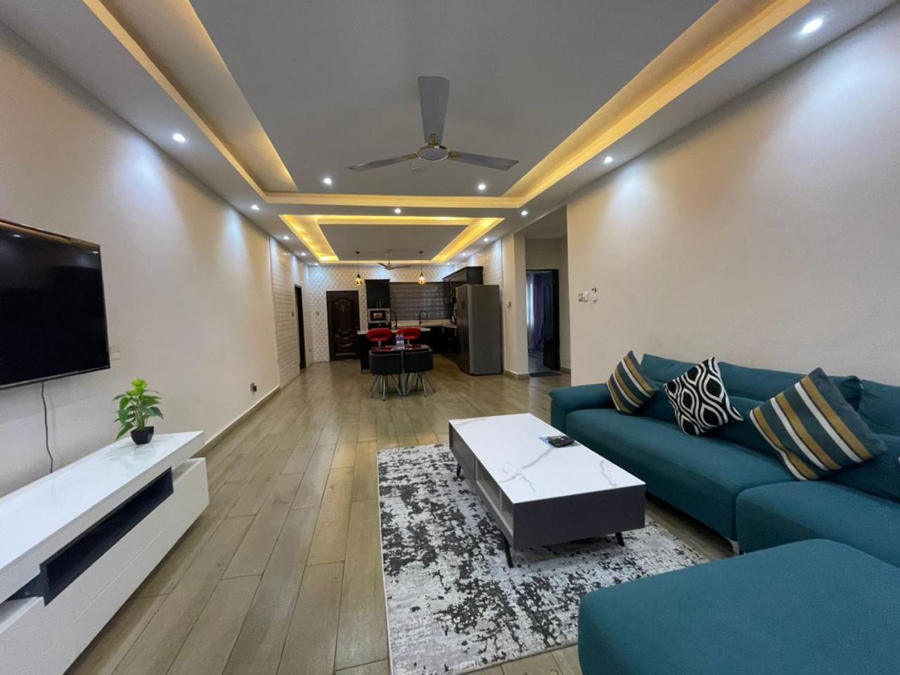 Cloud9 Luxury Apartments Accra Esterno foto