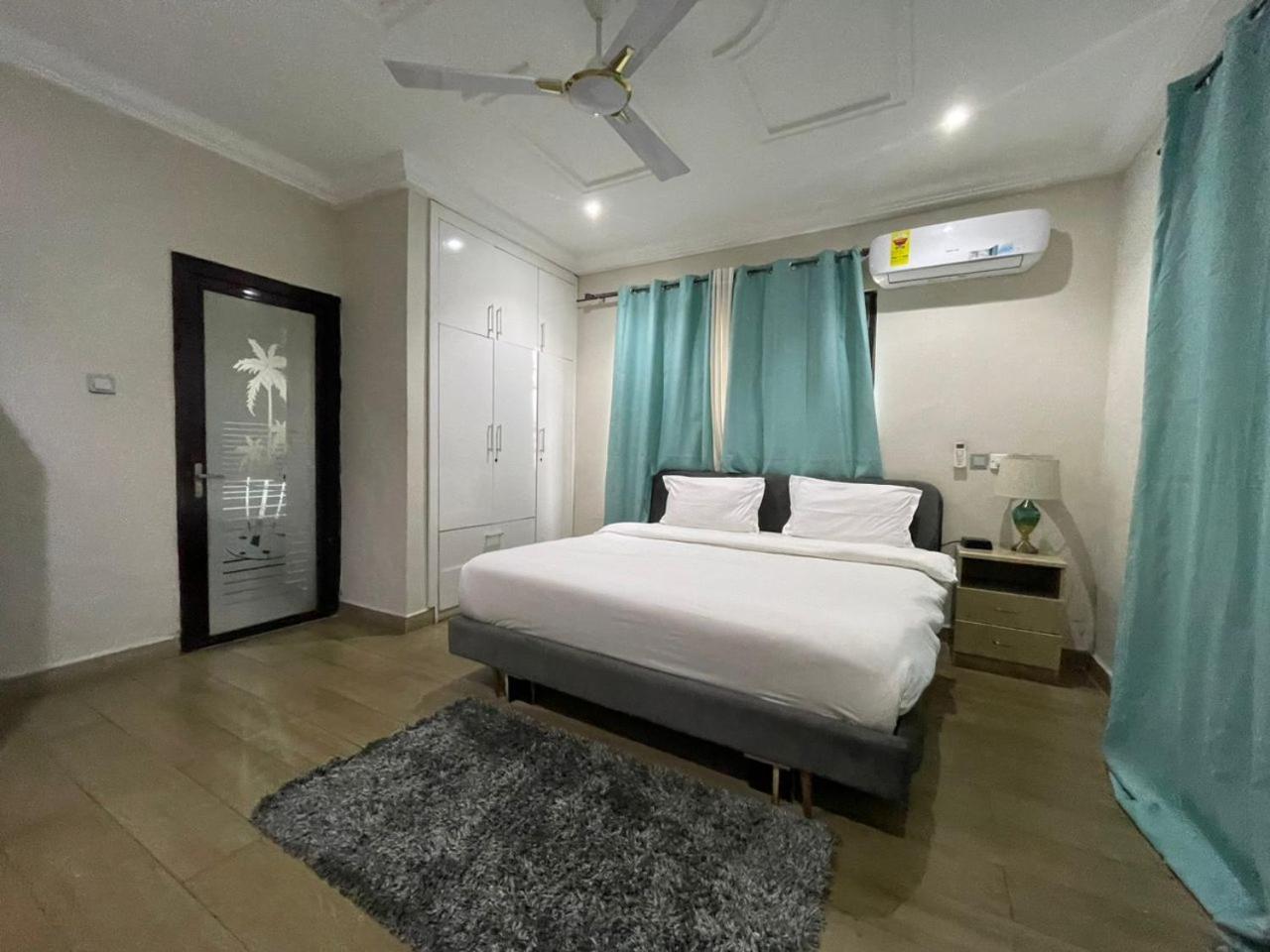 Cloud9 Luxury Apartments Accra Esterno foto